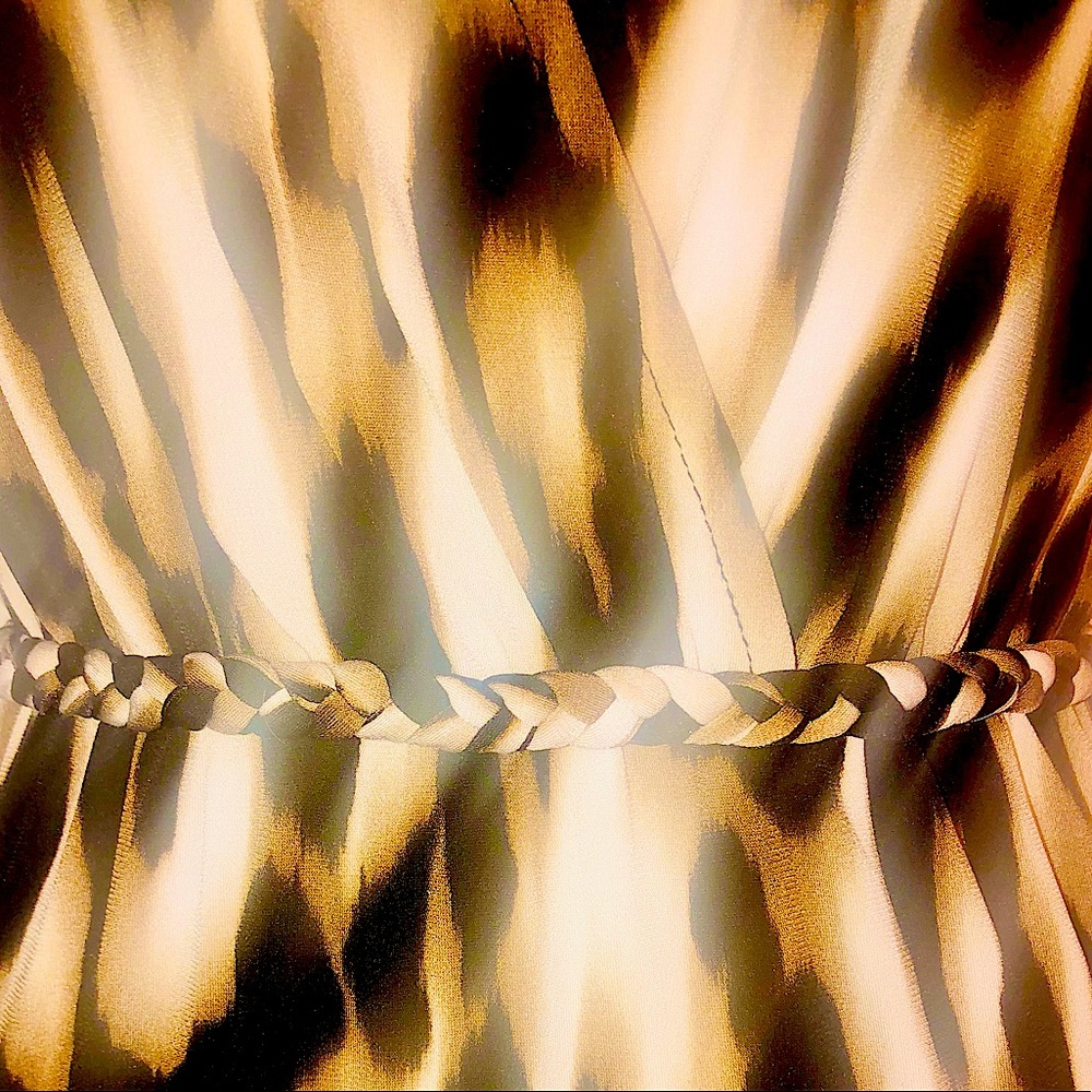 PLUS SIZE ANIMAL PRINT MAXI DRESS - Picture 3 of 5